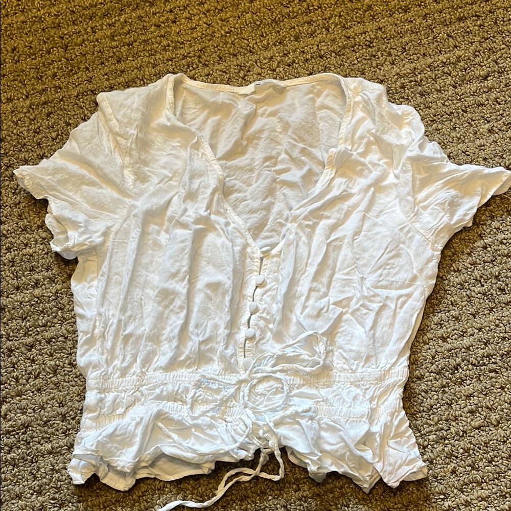 🎉3 for $15- H&M Cream Ruched Tie Front Blouse